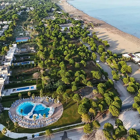 Apartment In Lalzit Bay Near Sandy Beach *